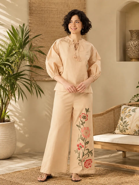 Women’s Beige Floral Embroidered Kurta Pant Set