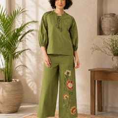 Women’s Beige Floral Embroidered Kurta Pant Set