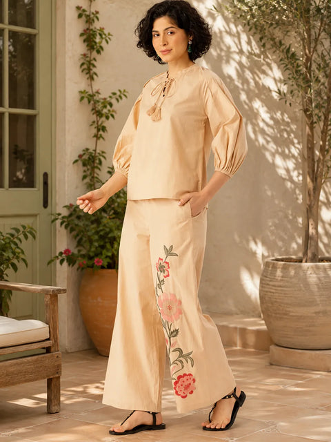 Women’s Beige Floral Embroidered Kurta Pant Set