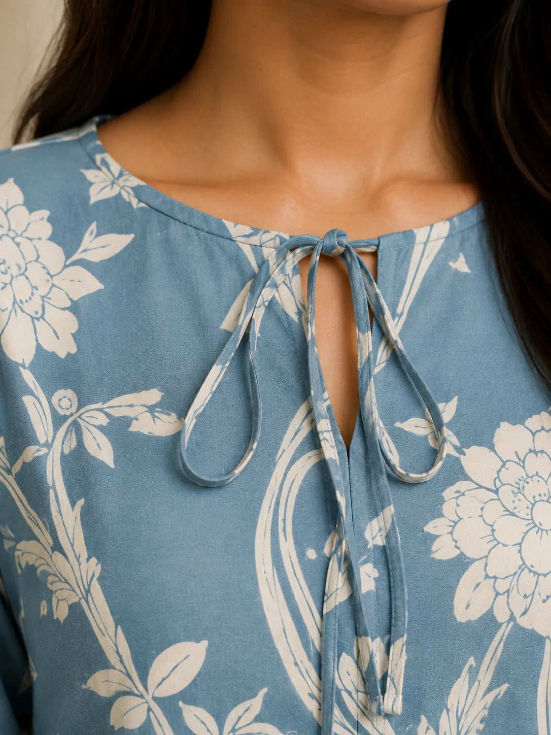 Women's Sky Blue Floral Printed Kurta with Lace Sleeves