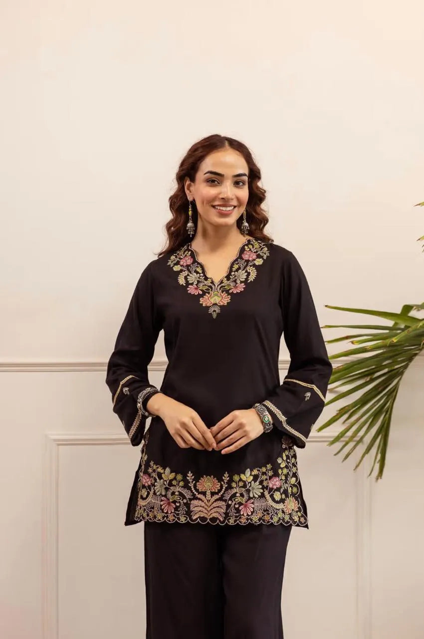 Women’s  Embroidered Kurta Pant Set